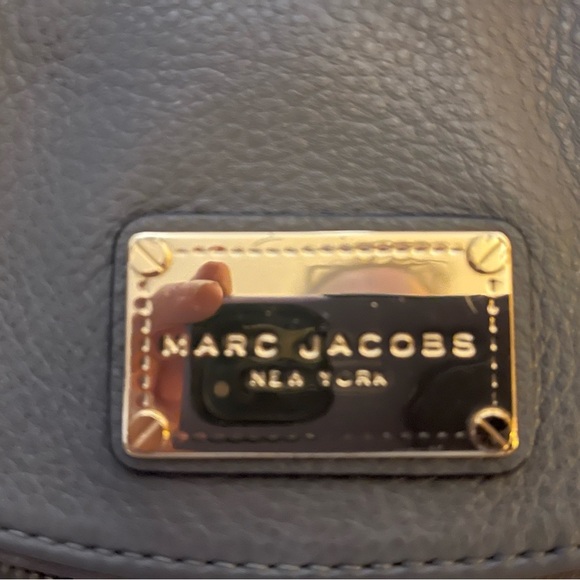 Marc Jacobs New York Leather Shoulder or Crossbody Bag - Picture 6 of 6